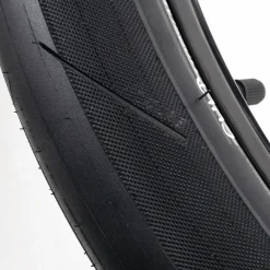 Store CULT CREW Fast & Loose Walsh Tire (single)